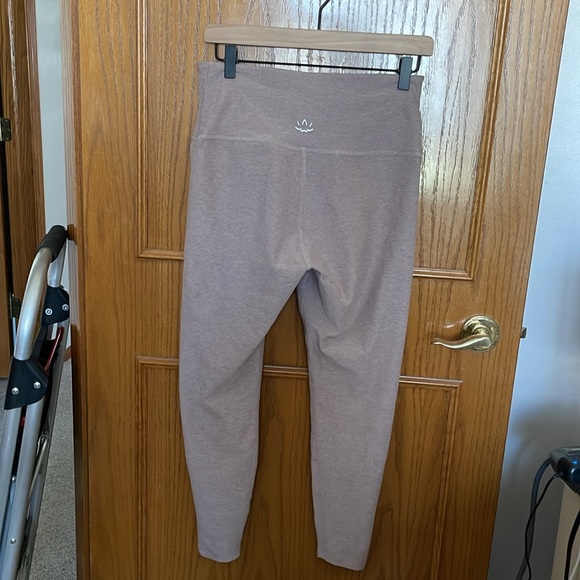Beyond Yoga Leggings - Chai - Picture 3 of 6